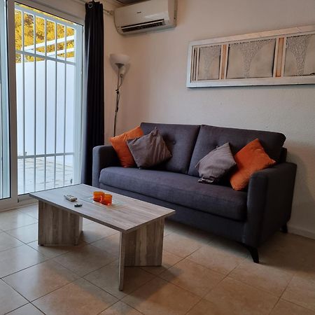 Immaculate And Modern 1 Bedroomed Apartment Denia Eksteriør bilde